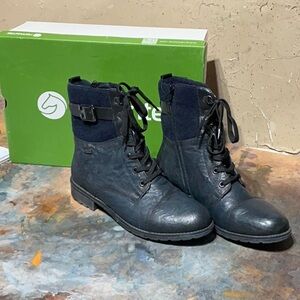 Remonte Navy and Black Ankle Boots